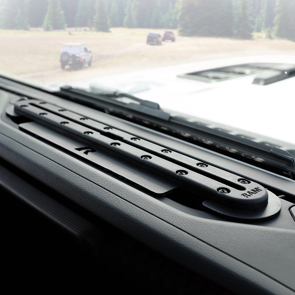 RAM Mount Tough-Track™ f/18-19' Jeep JL/Gladiator