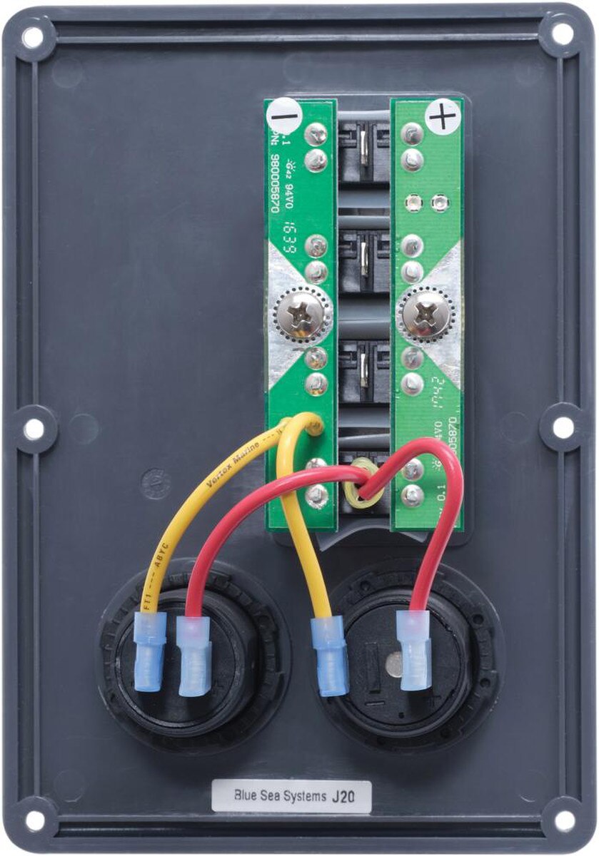 Water-Resistant Breaker Switch Panel - 4 Circuit + 12v Socket/Dual USB
